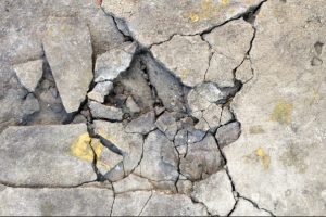 concrete cracking